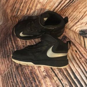 Toddler Nike’s